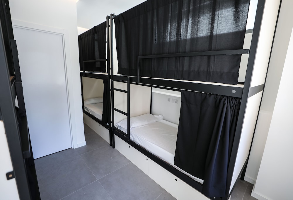 Hostel MYD Latina 8/20
