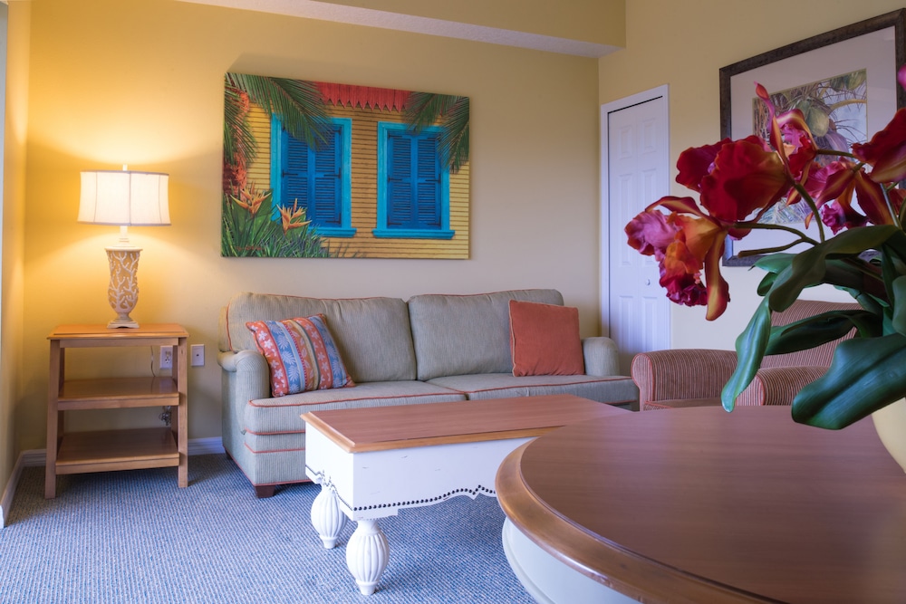 Barefoot Suites 47/69
