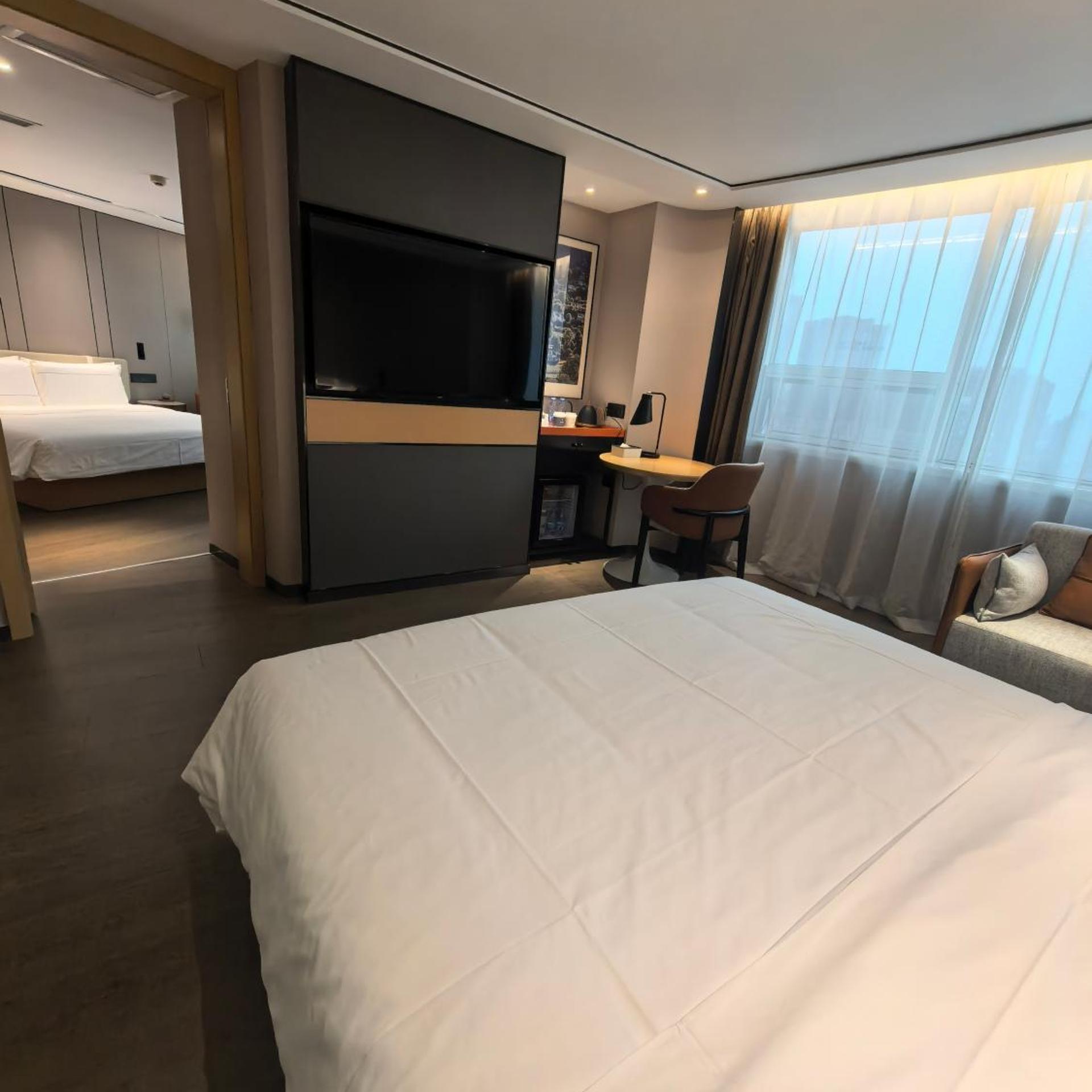 Atour S Hotel Wenshu Yuan Monastery Subway Station Chunxi Road 8/41