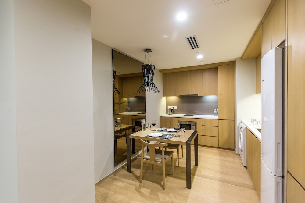 188 Private Suites By Subhome 36/50