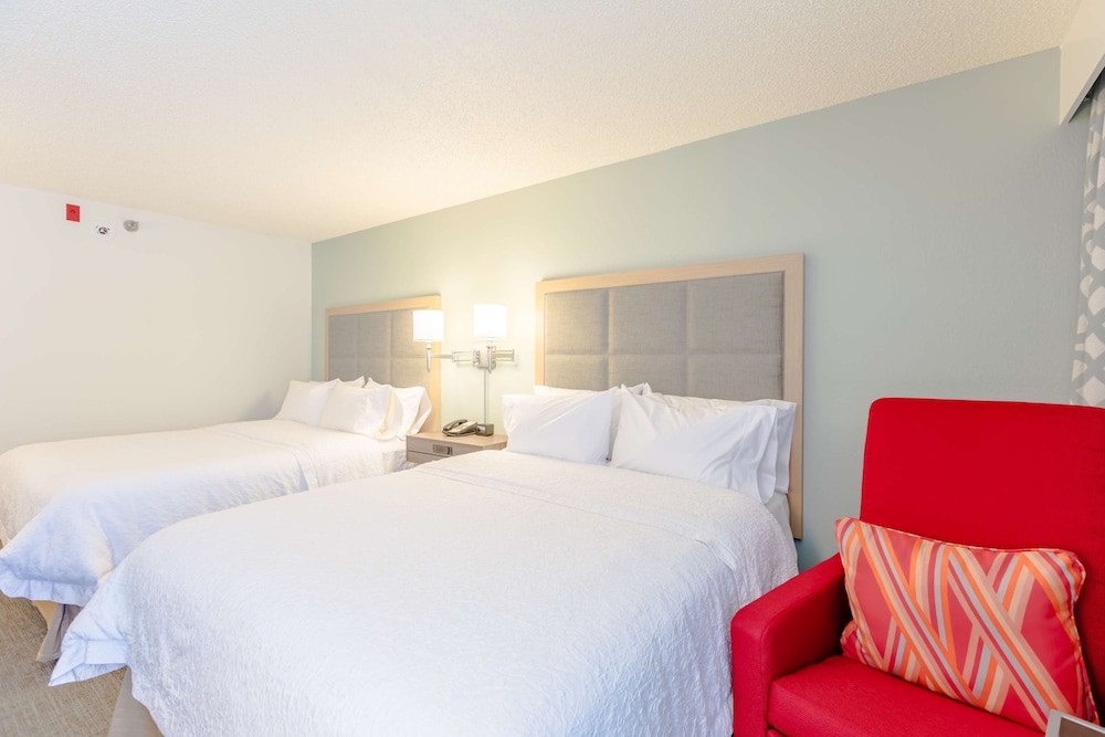 Hampton Inn Rochester 12/30