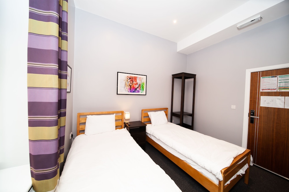 STANDARD, TWIN BEDS
