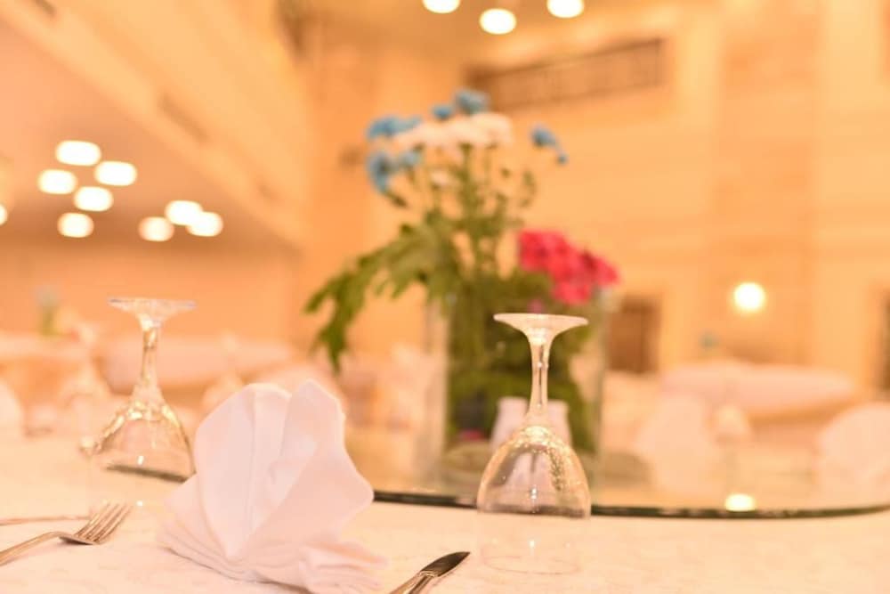 Eastern Al Montazah Hotel 34/66