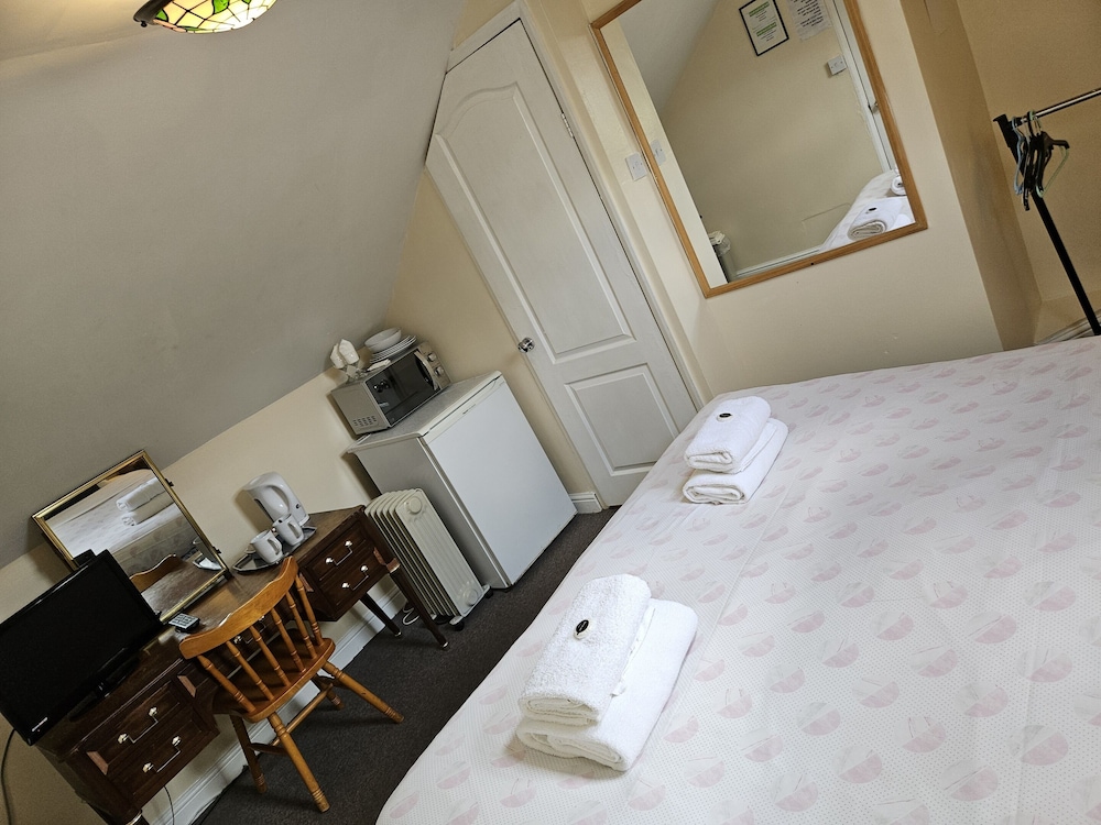 Rose Marie Guest House 12/19