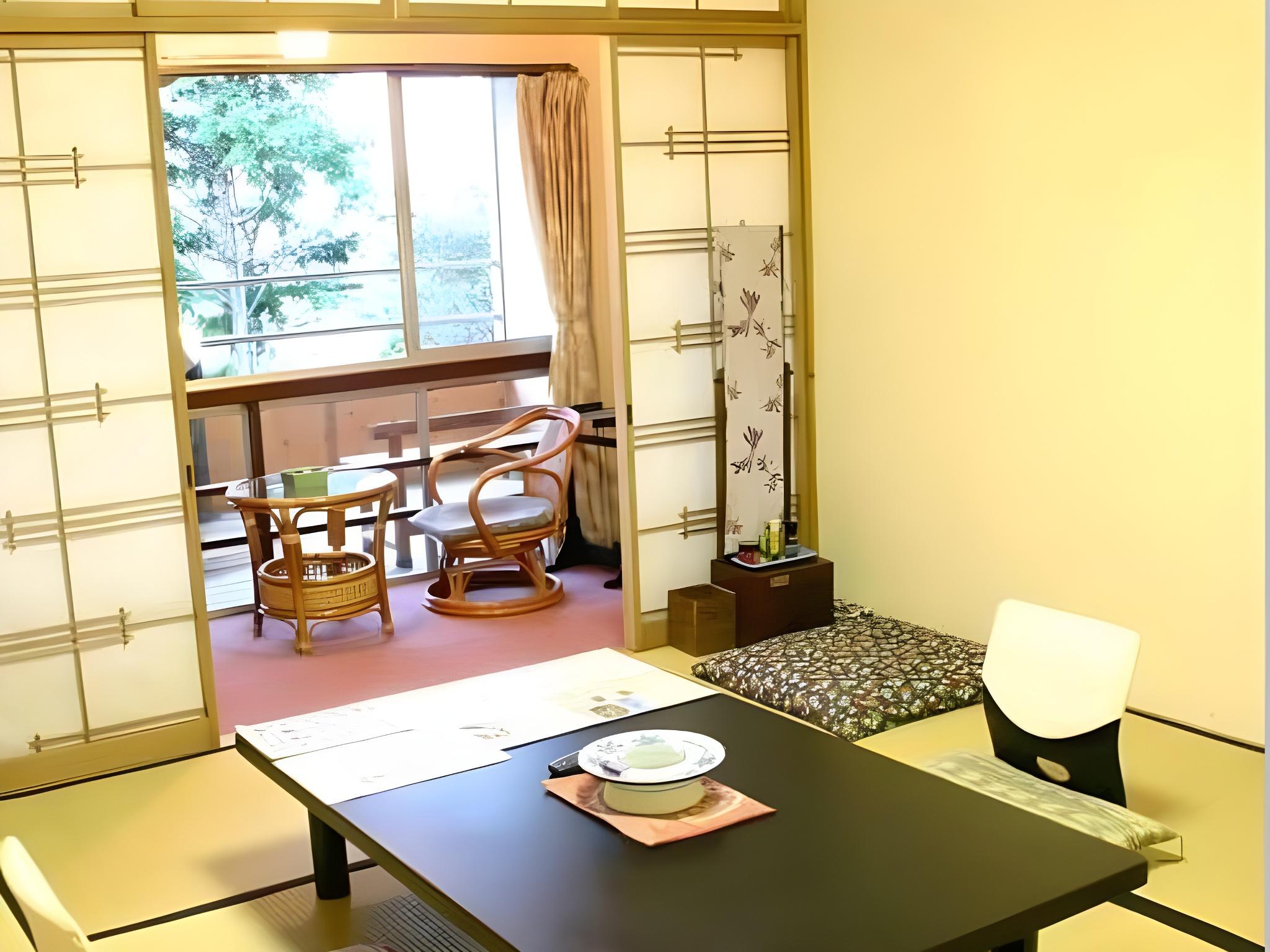 Takami Hotel 31/38