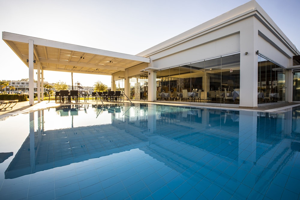 Asterias Beach Resort 21/47