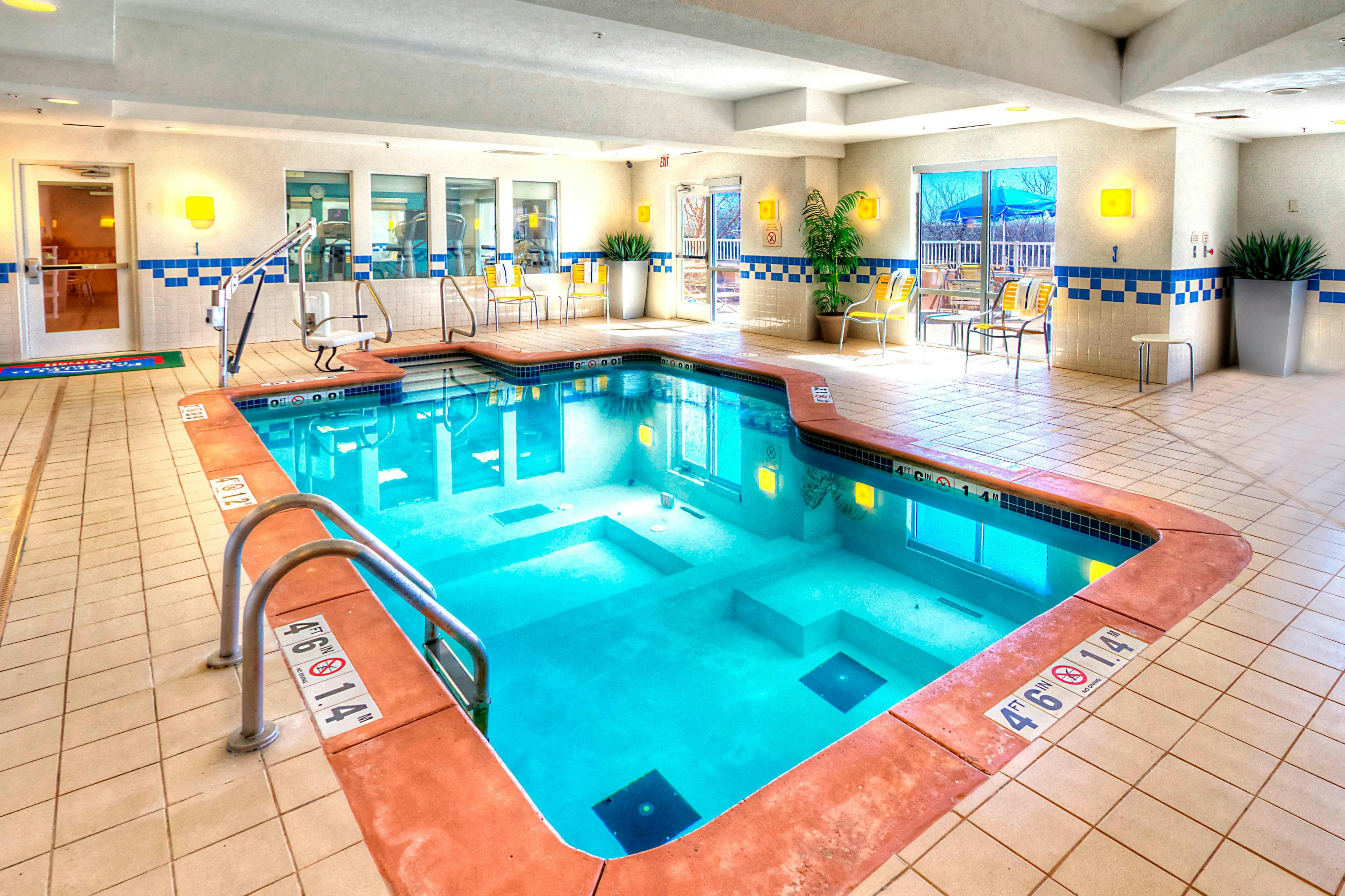 Fairfield Inn Suites Edmond 14/24