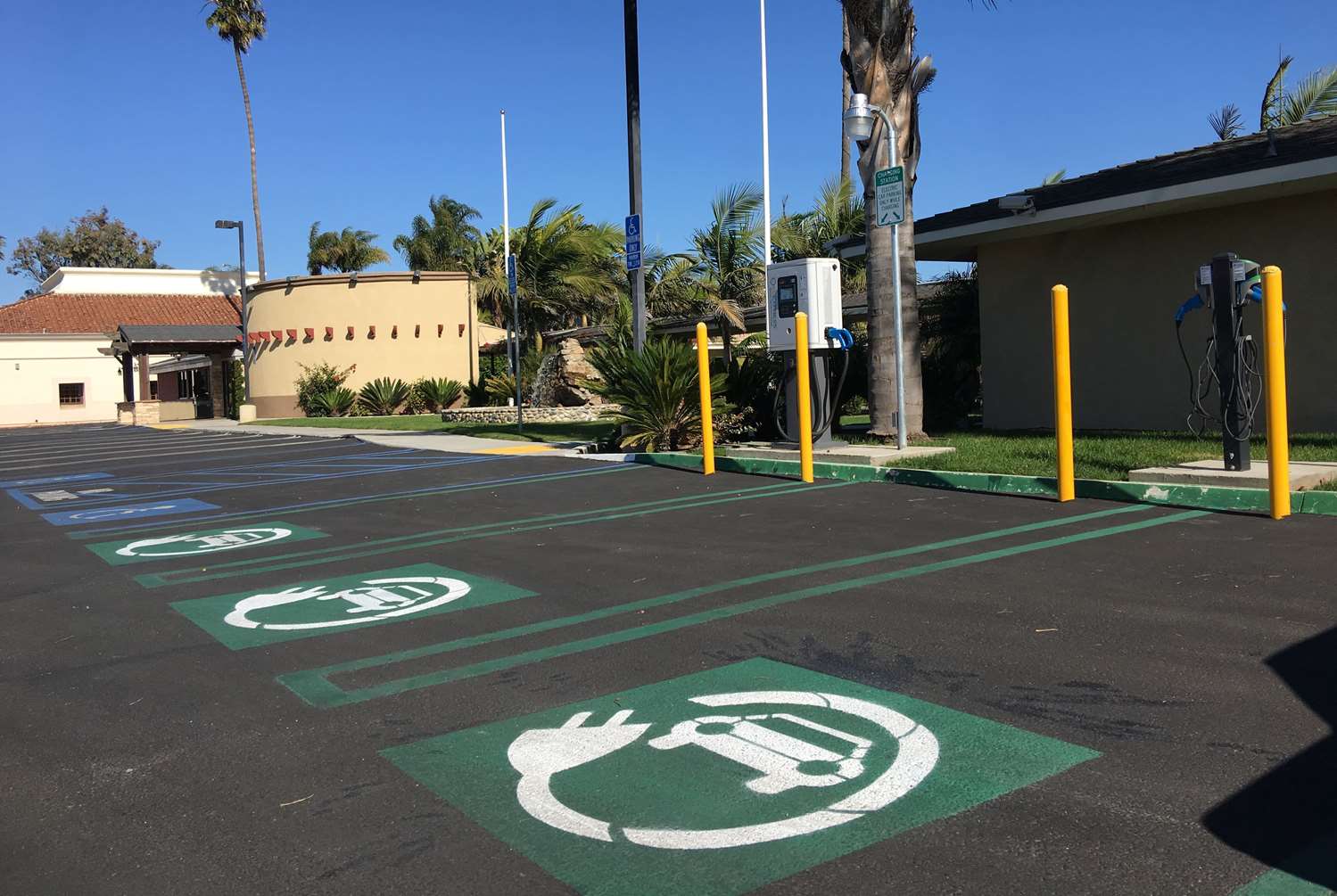 Quality Inn & Suites Santa Maria, CA 15/22