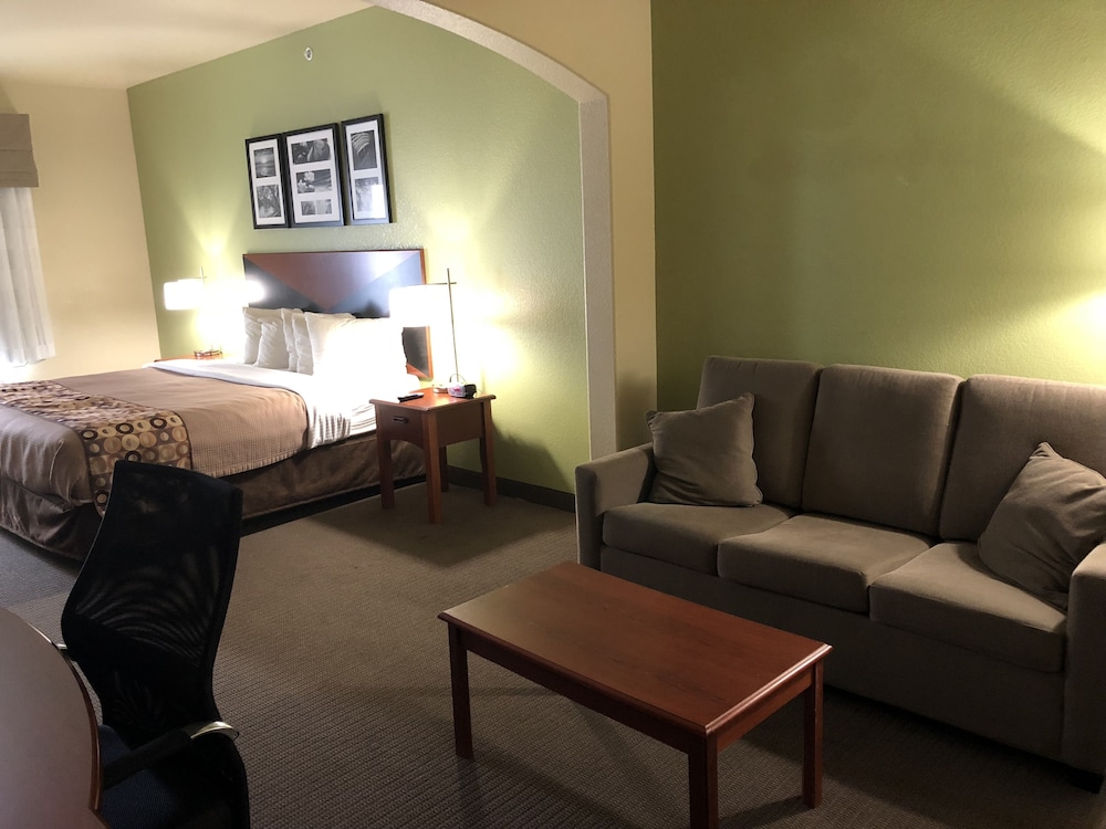 Best Western Sea World/Lackland AFB NW Hotel Suites 37/50