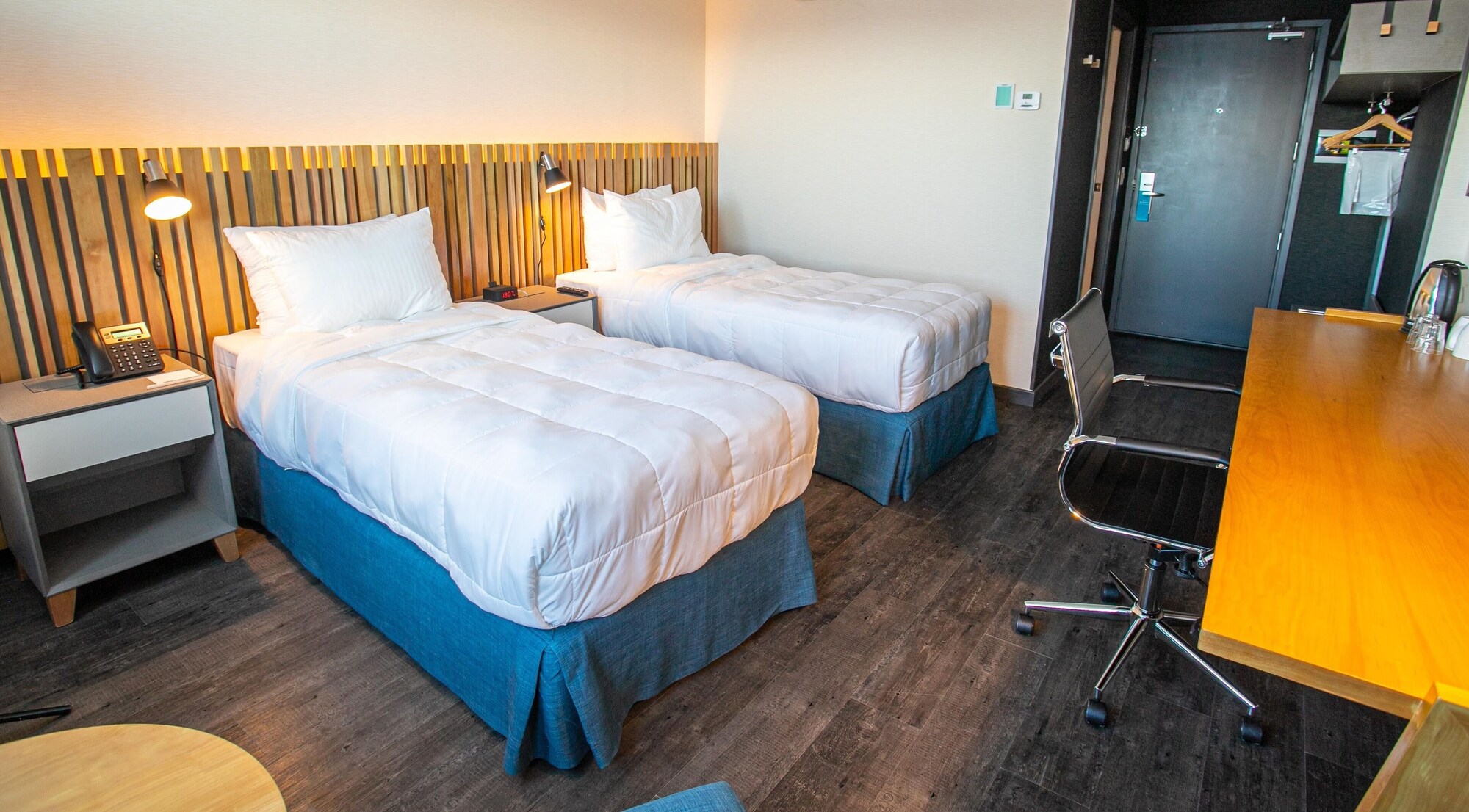 ROOM, TWIN BEDS, CITY VIEW, ACCESSIBLE