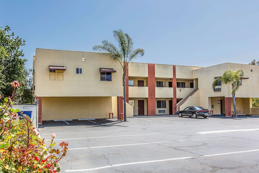 Rodeway Inn Ventura Midtown 1/48
