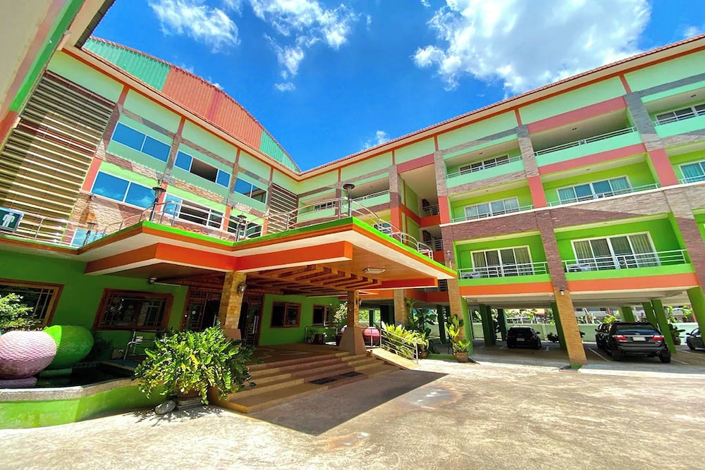 Hiso Place Hotel 65/70