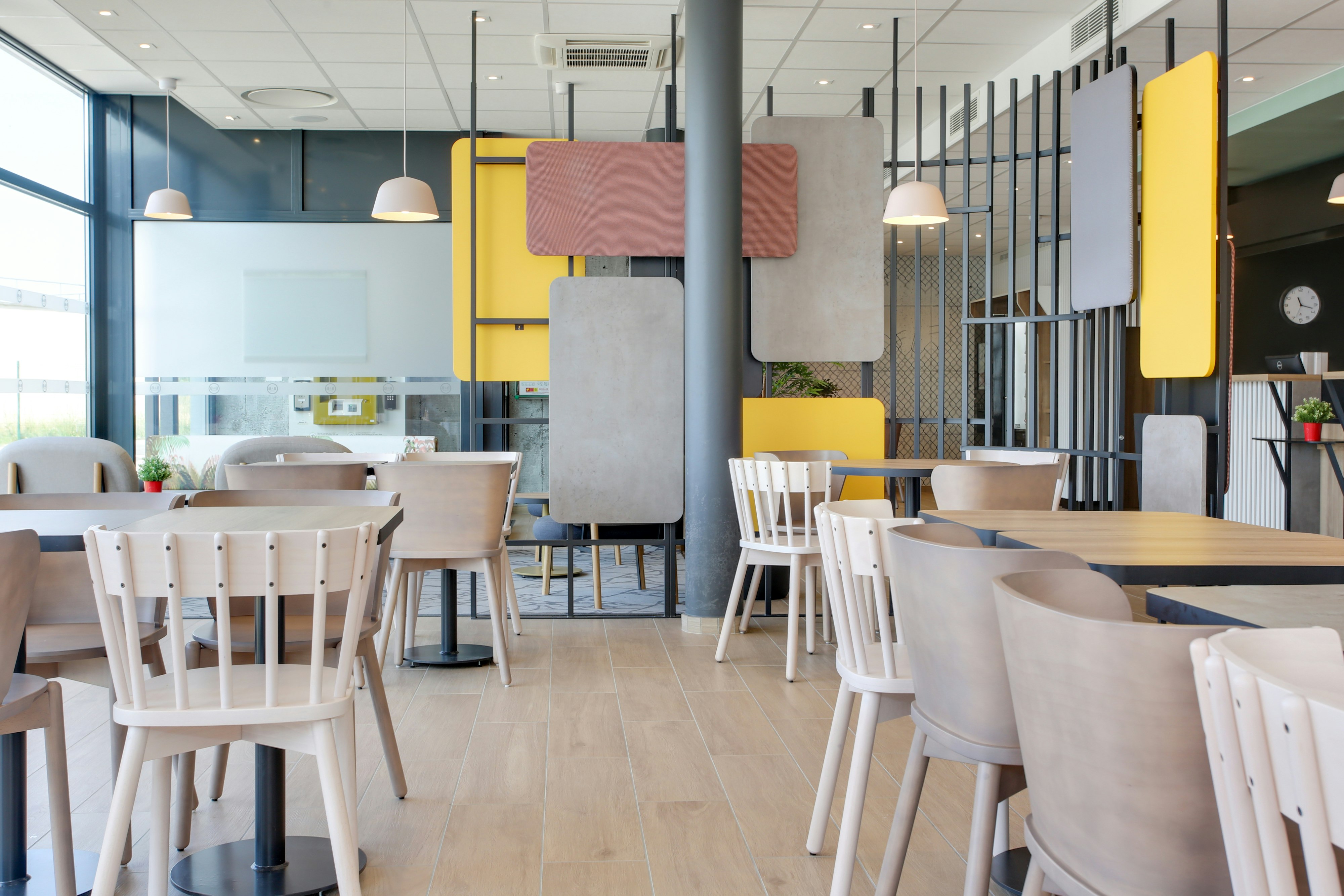 B&B HOTEL Reims Croix Blandin 13/23