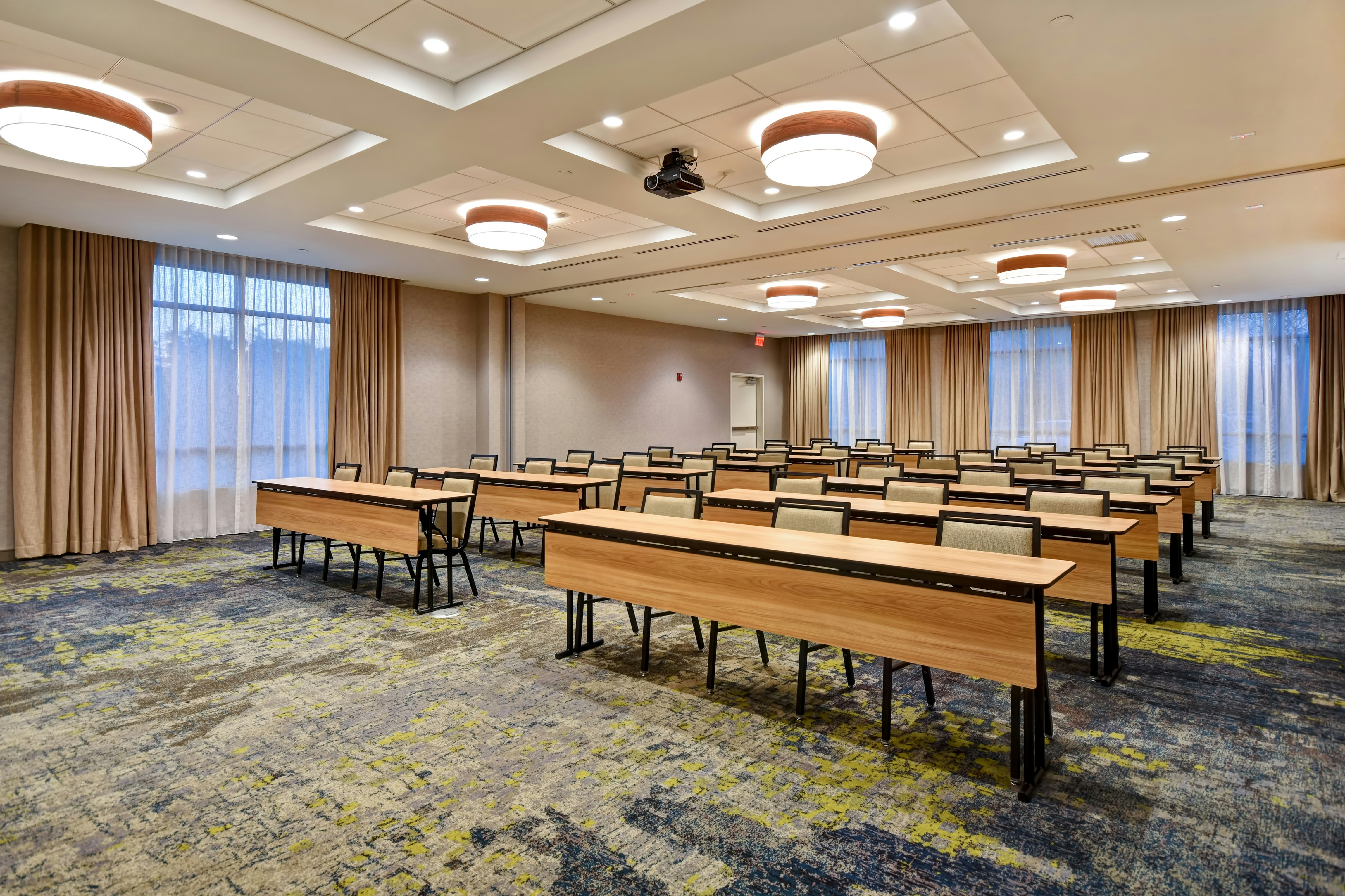 Hilton Garden Inn Jackson Tn 78/83