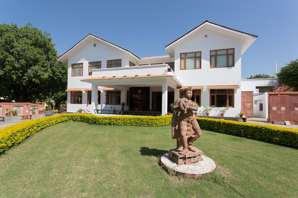 SHILPI RESORT. 33/47