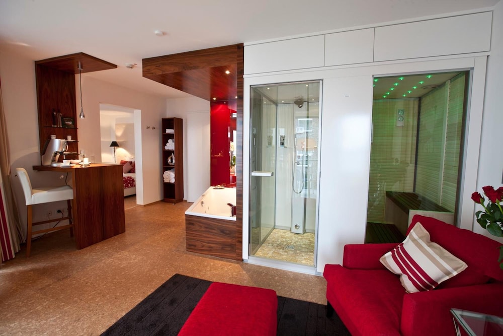 Hotel Rheinpark Rees 32/56