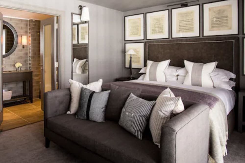 Dakota Hotel Glasgow 17/63