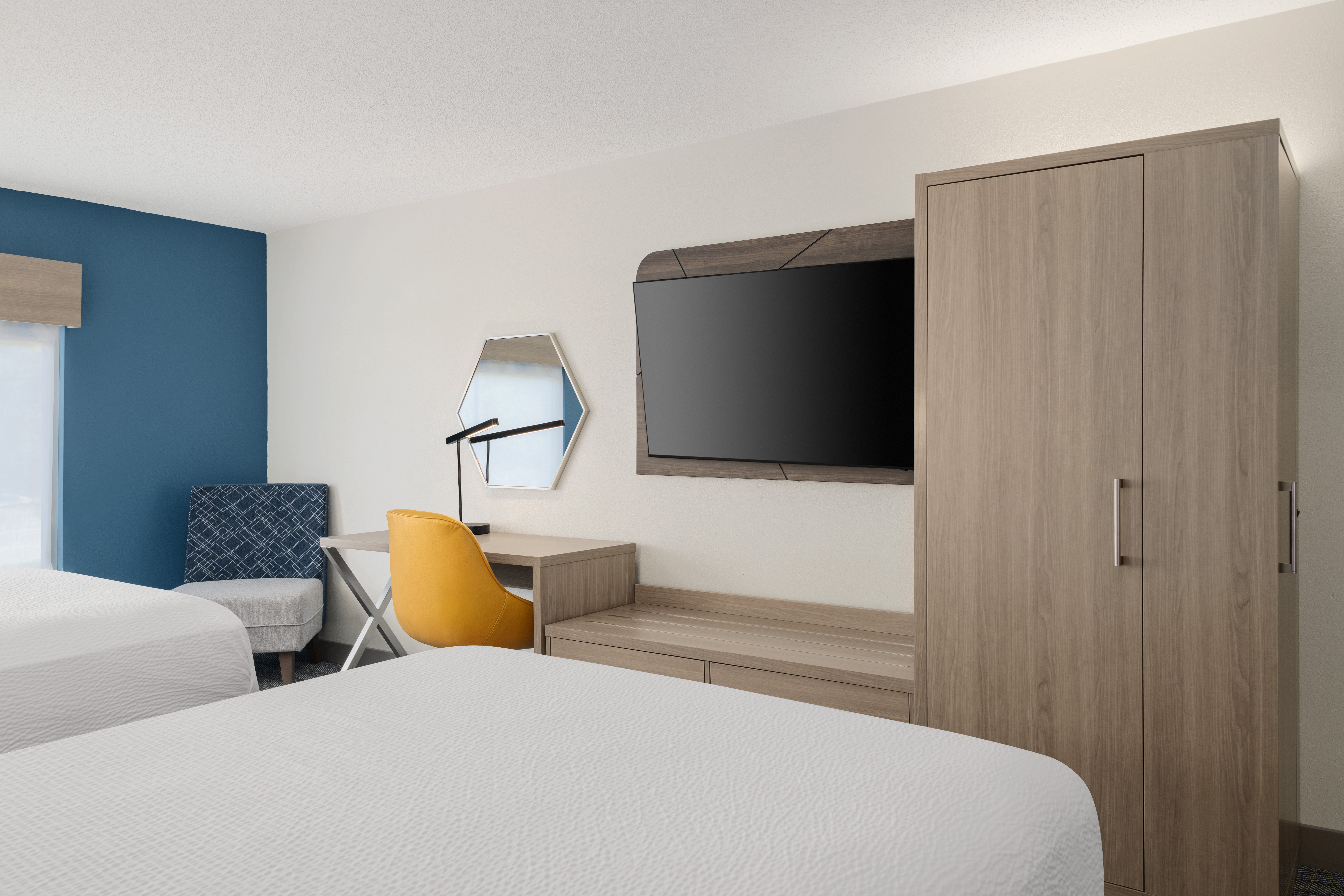 Holiday Inn Express & Suites Richmond Brandermill Hull Street 17/41