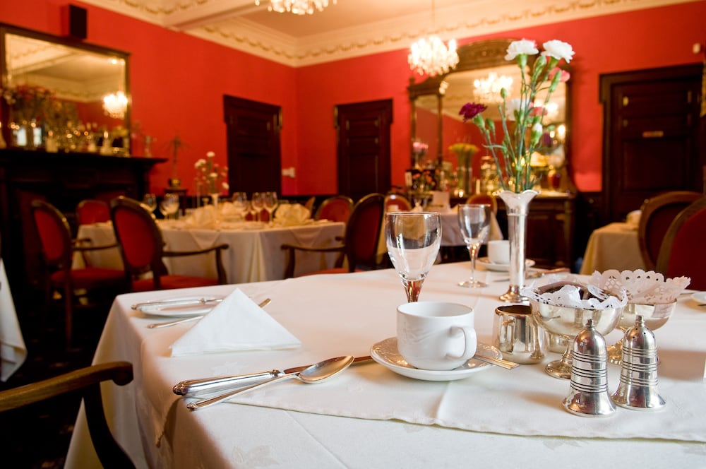 Ledgowan Lodge Hotel 52/72