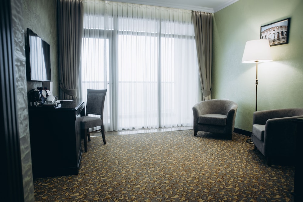 Colosseum Marina Hotel Batumi 42/72