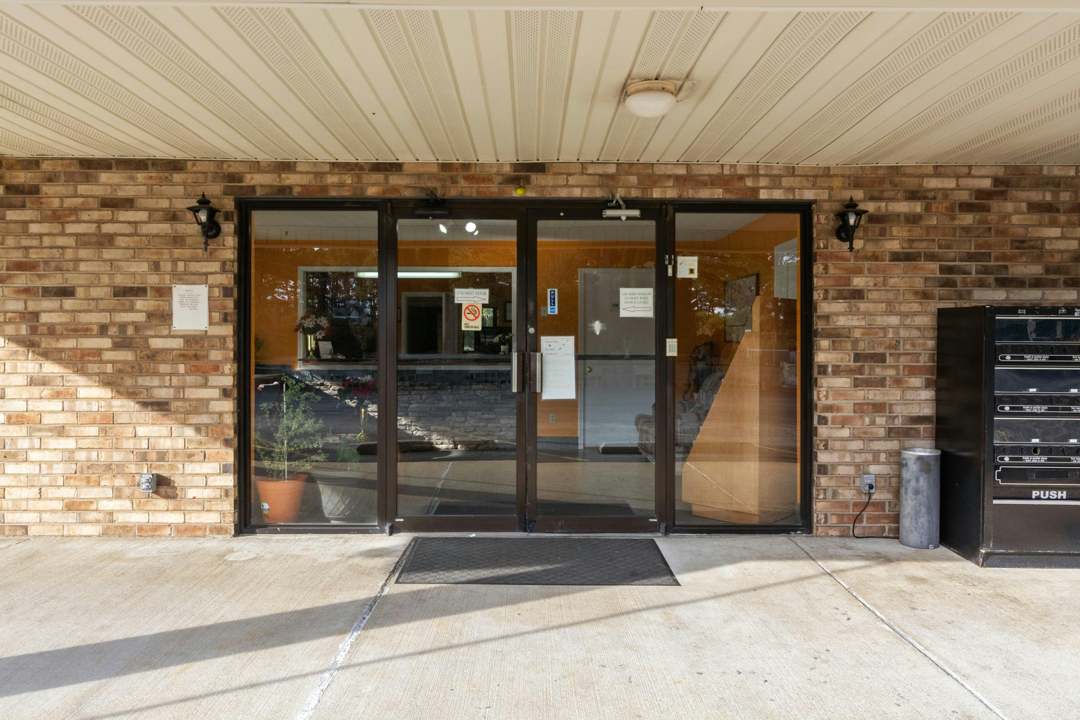 Budget Host Inn by Hotel O Portland near I-65 13/28