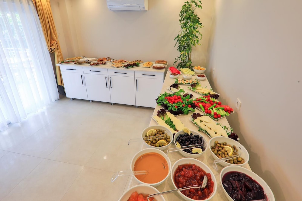Lora Kas Otel 3/17
