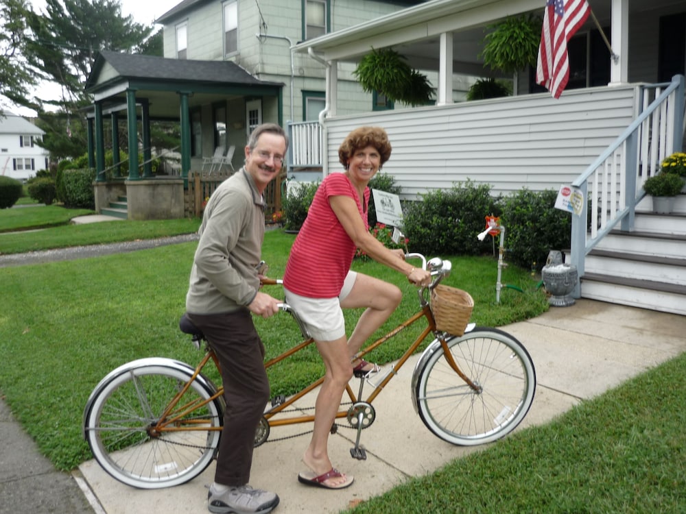 Tandem Bike Inn 6/70