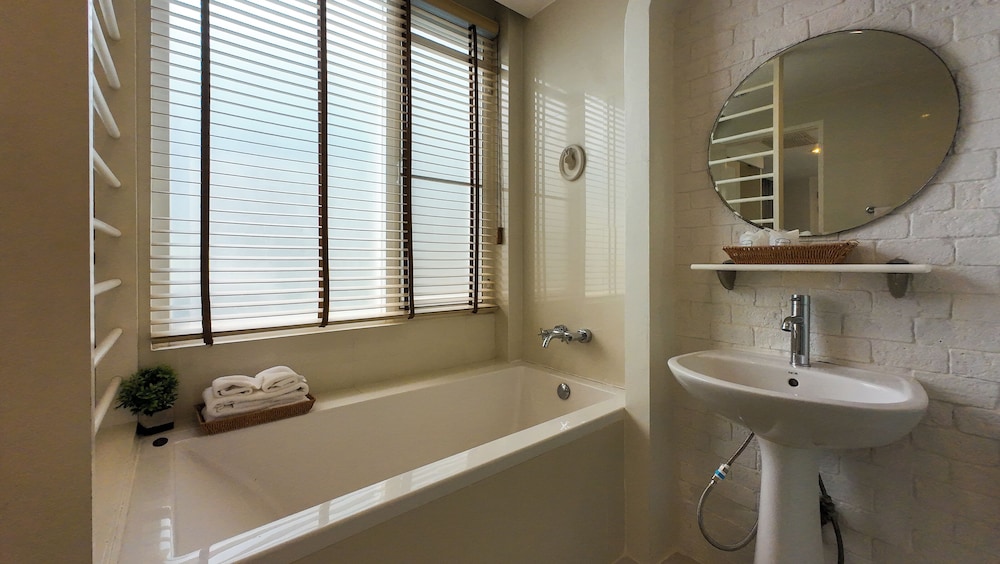 Verano Beach Villa 55/56