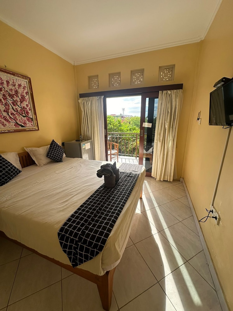 Sari Buana Bed Breakfast 20/62