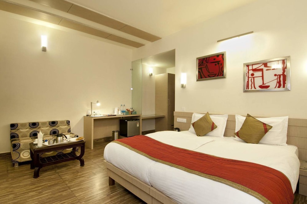 EXECUTIVE, DOUBLE BED