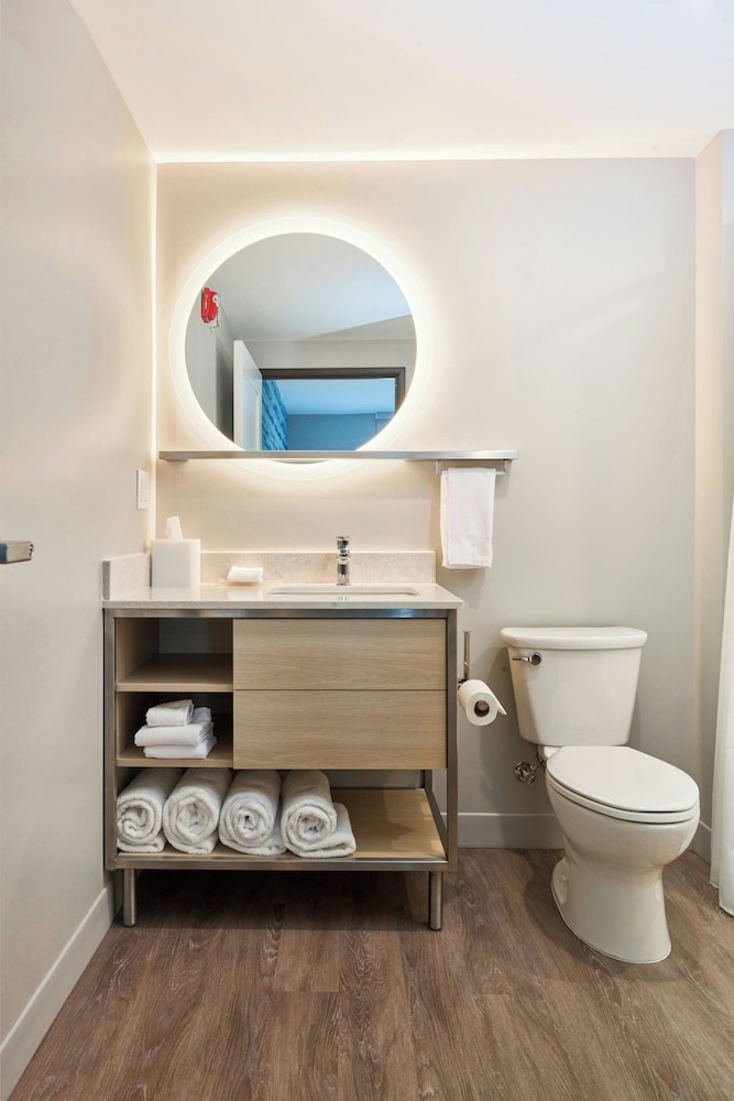 TownePlace Suites by Marriott Hixson 36/40