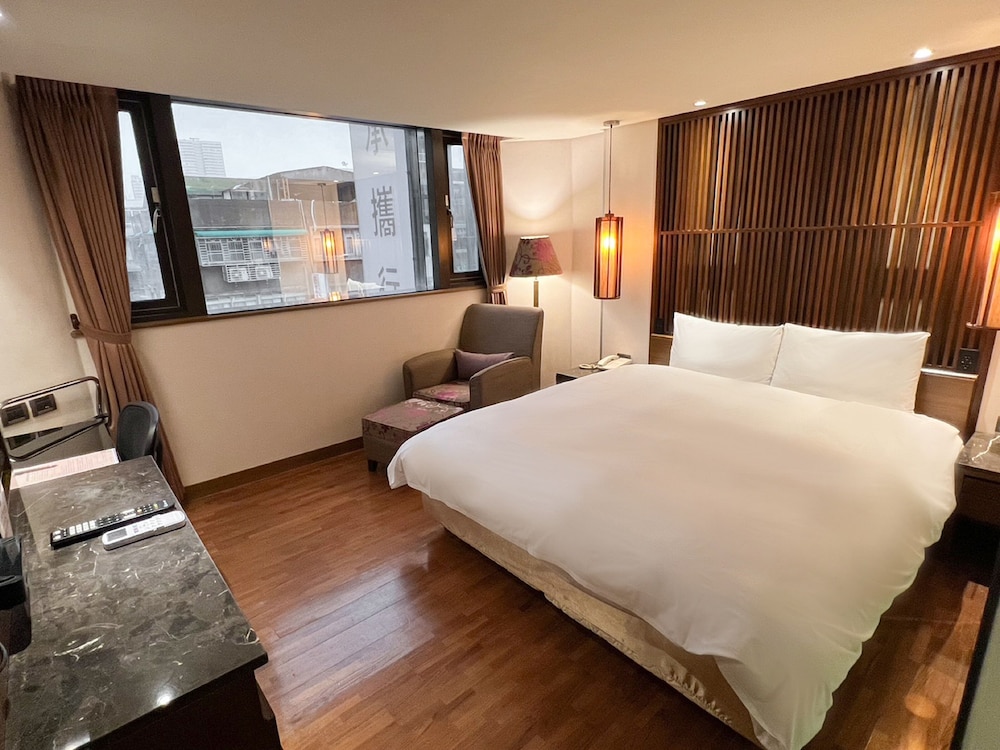 SUPERIOR, DOUBLE BED