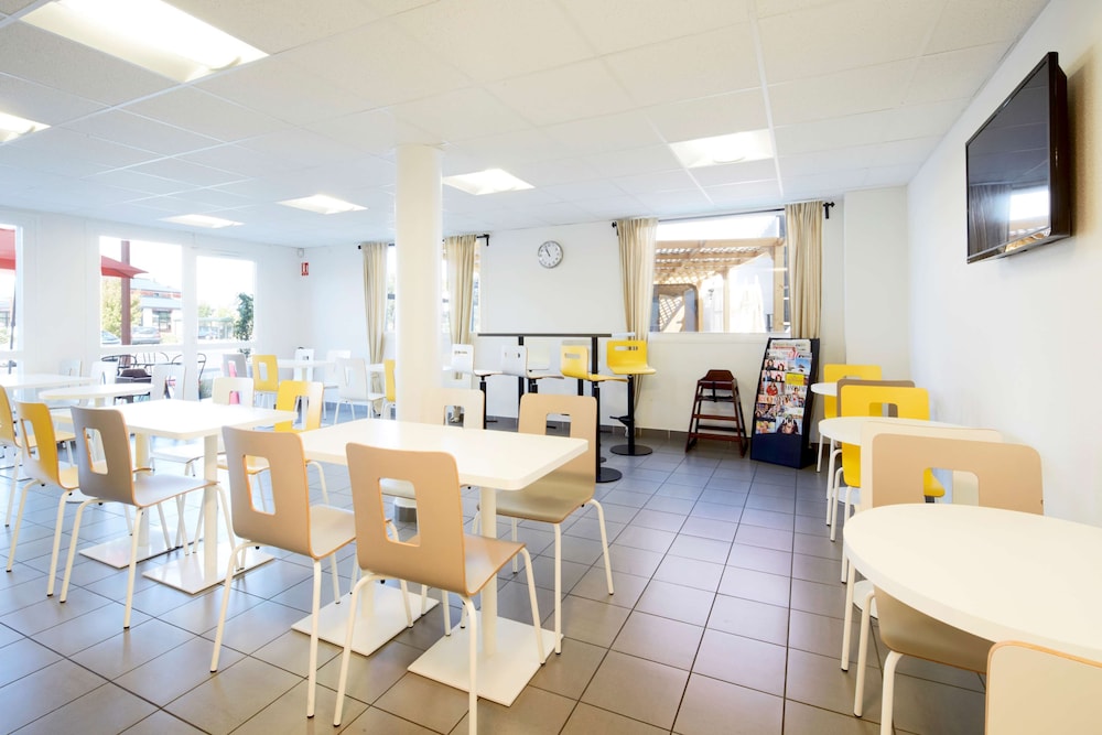 ibis budget Valence Nord Plateau des Couleures 33/54