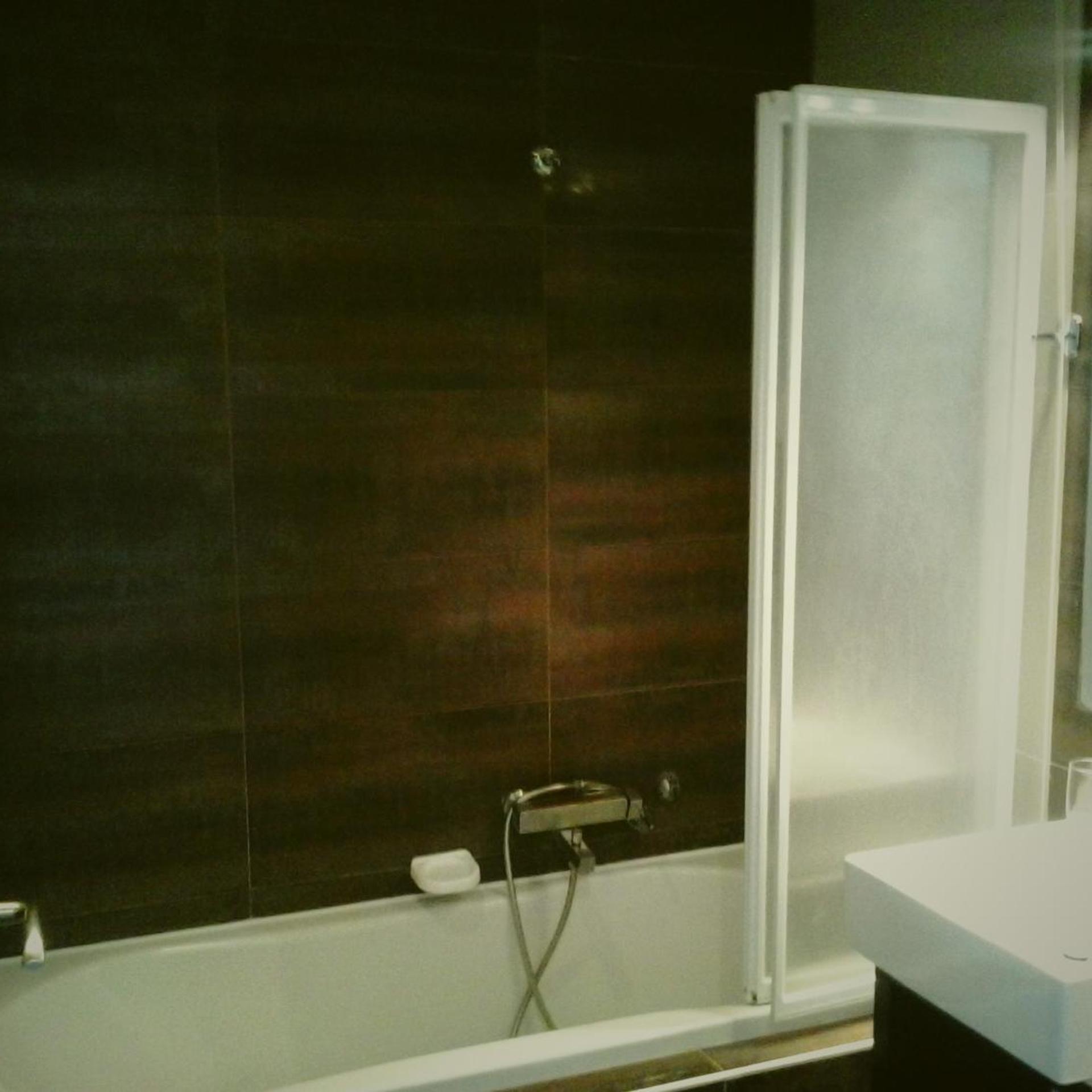 Room, Double Bed