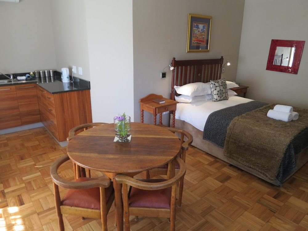 Dias Guest House 10/50