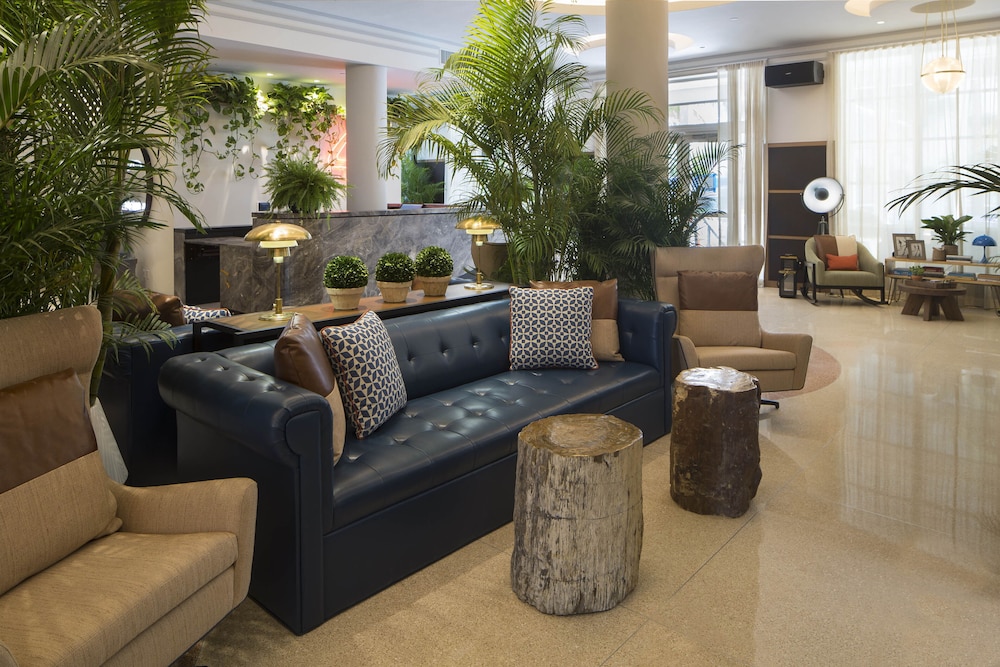 Hotel Rendale Miami 54/72