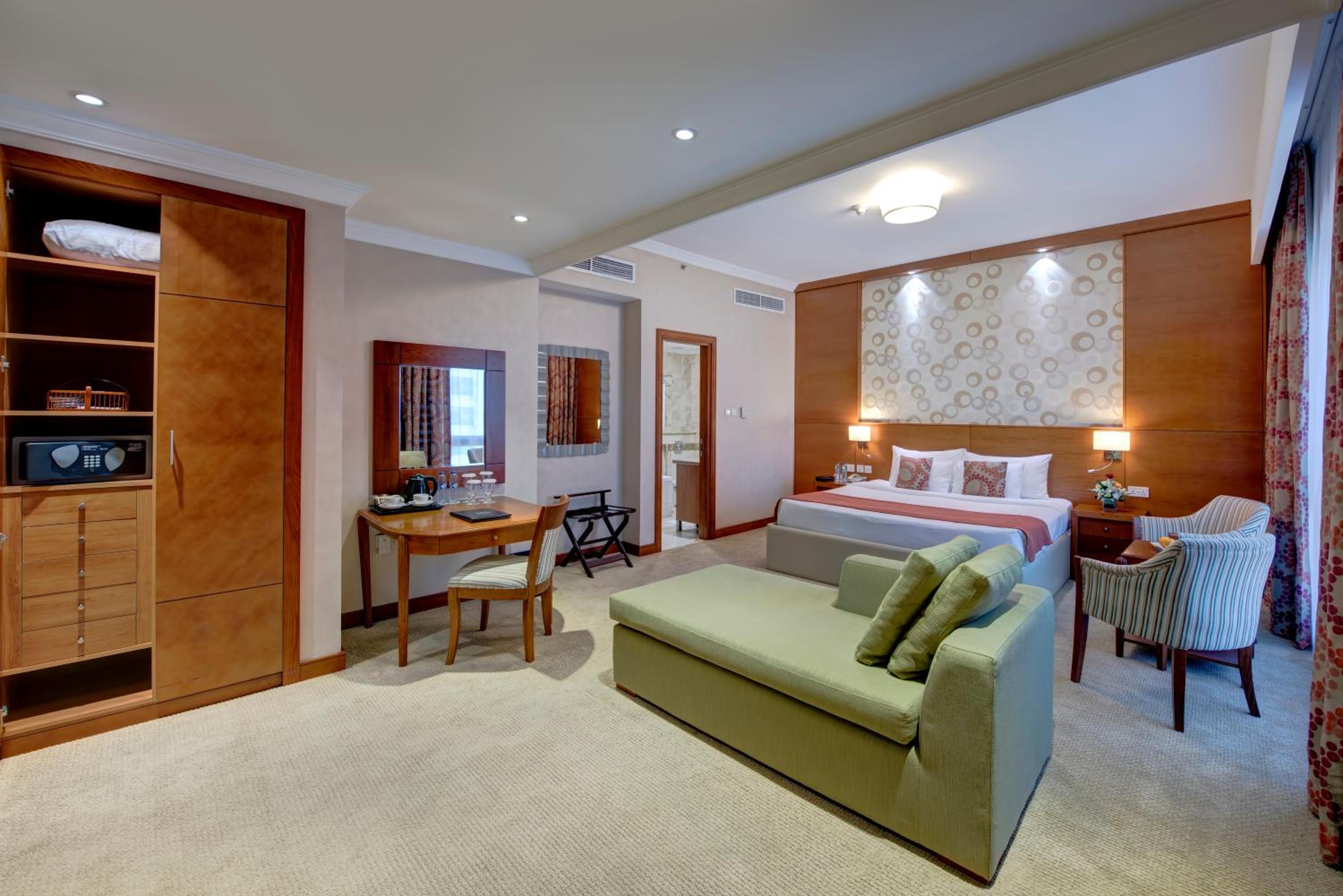 EXECUTIVE ROOM KING