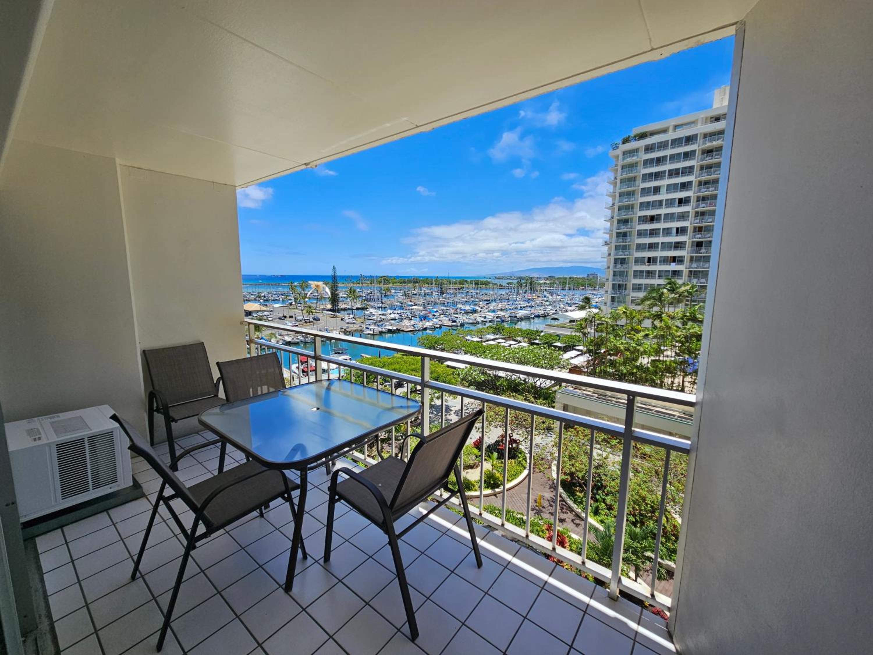 Ilikai Hotel Condo with Kitchen and Ocean View 36/38