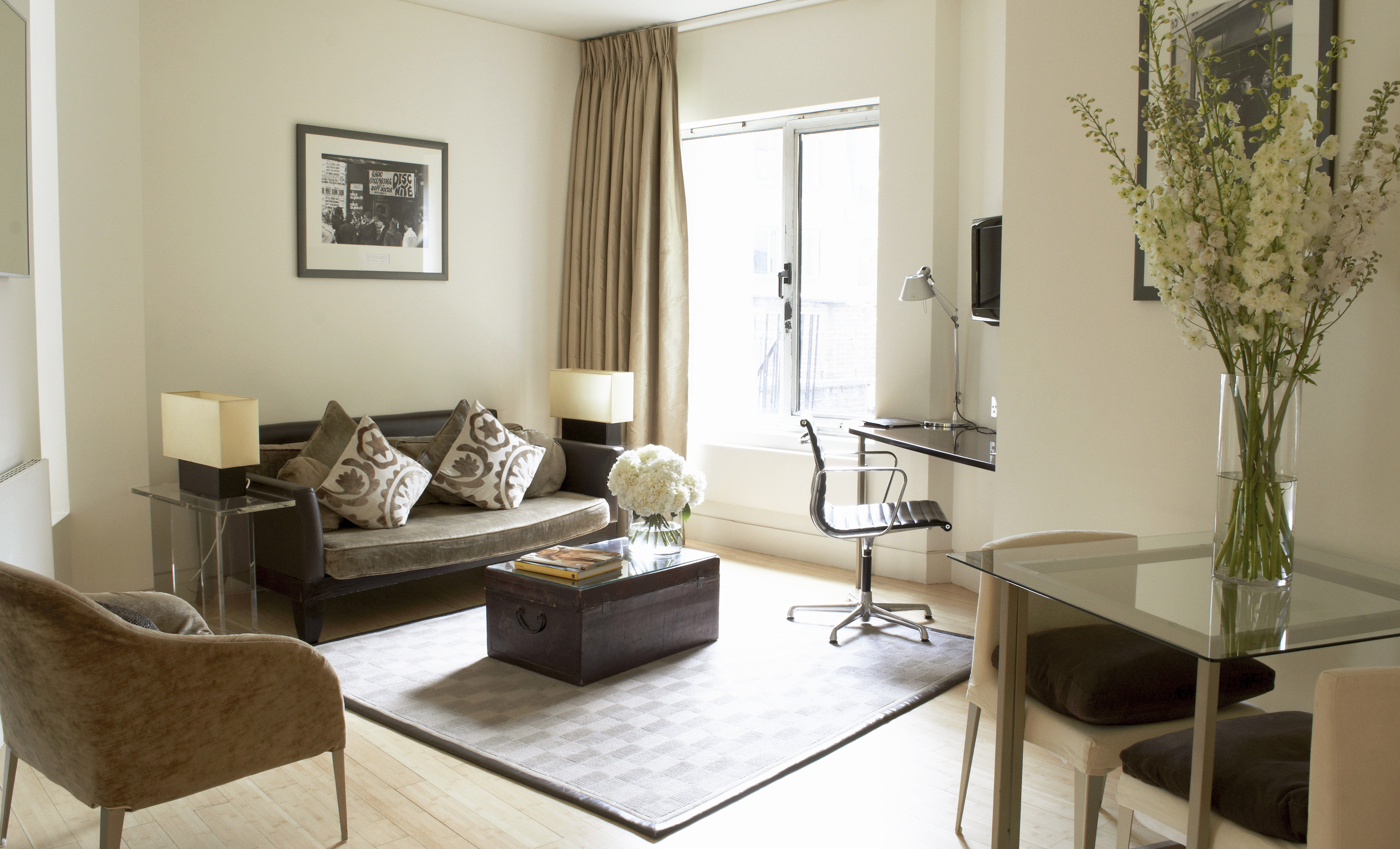 No 5 Maddox Street 2/7