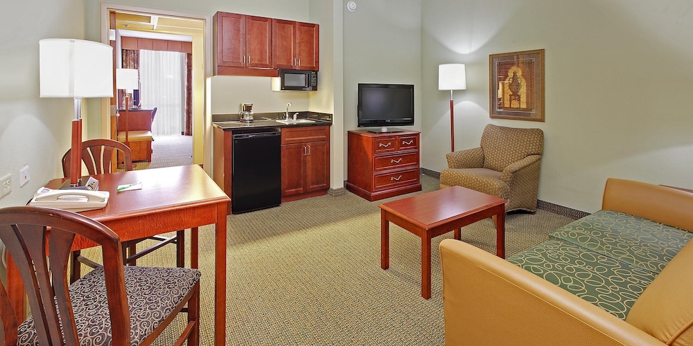 Holiday Inn Memphis University of Memphis 20/39
