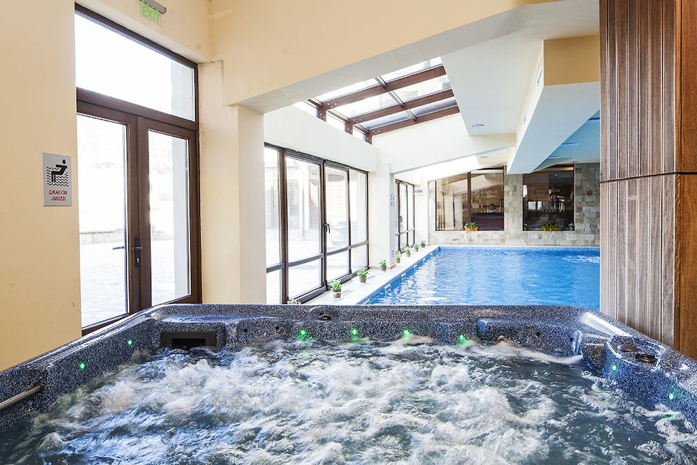 St George Ski Spa 17/62