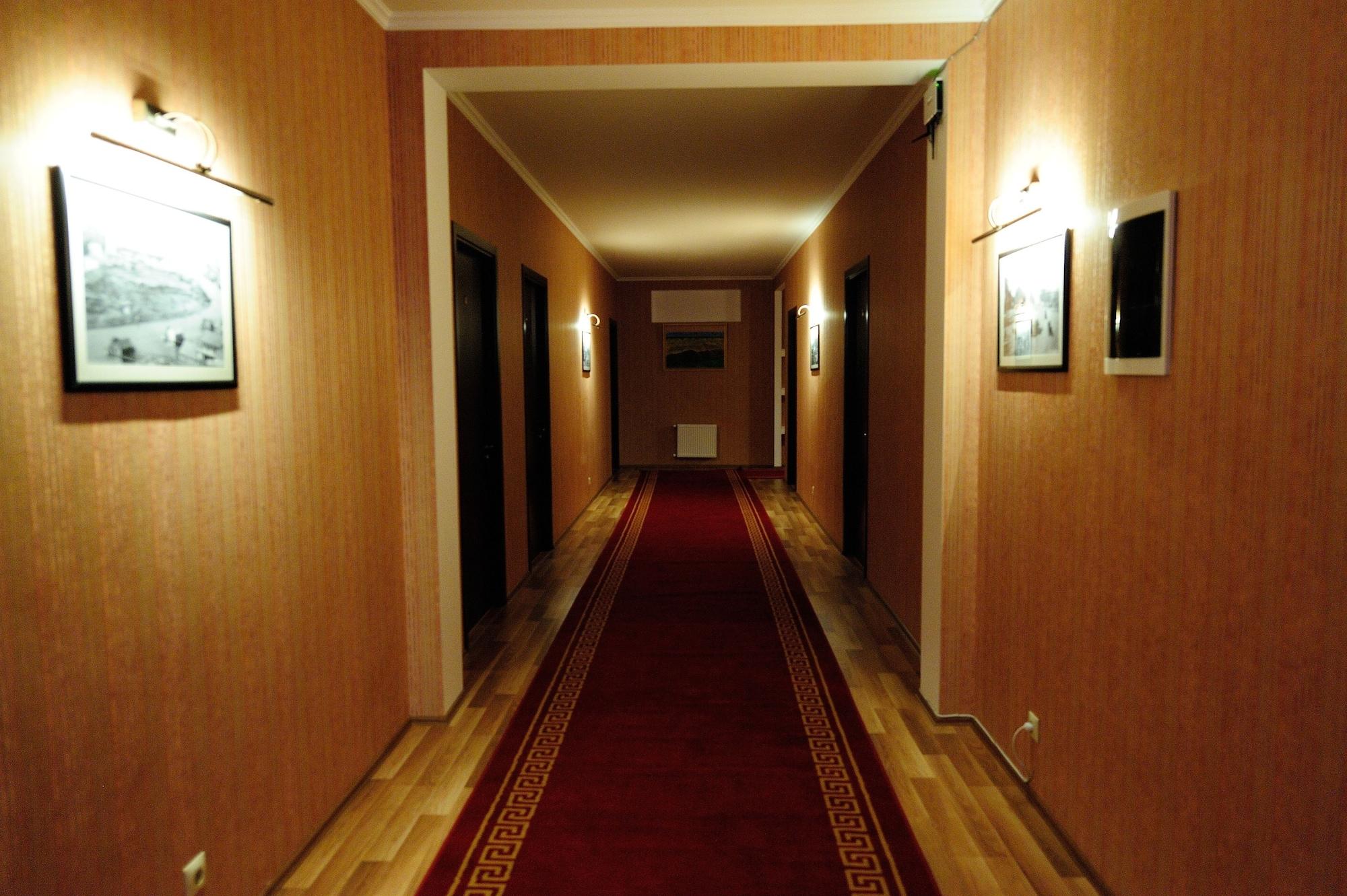Darchi Hotel 21/36
