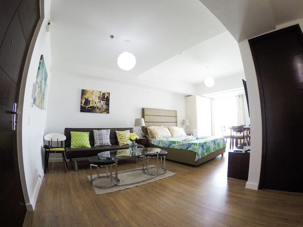 Studio Unit At Abreeza Place 32/50