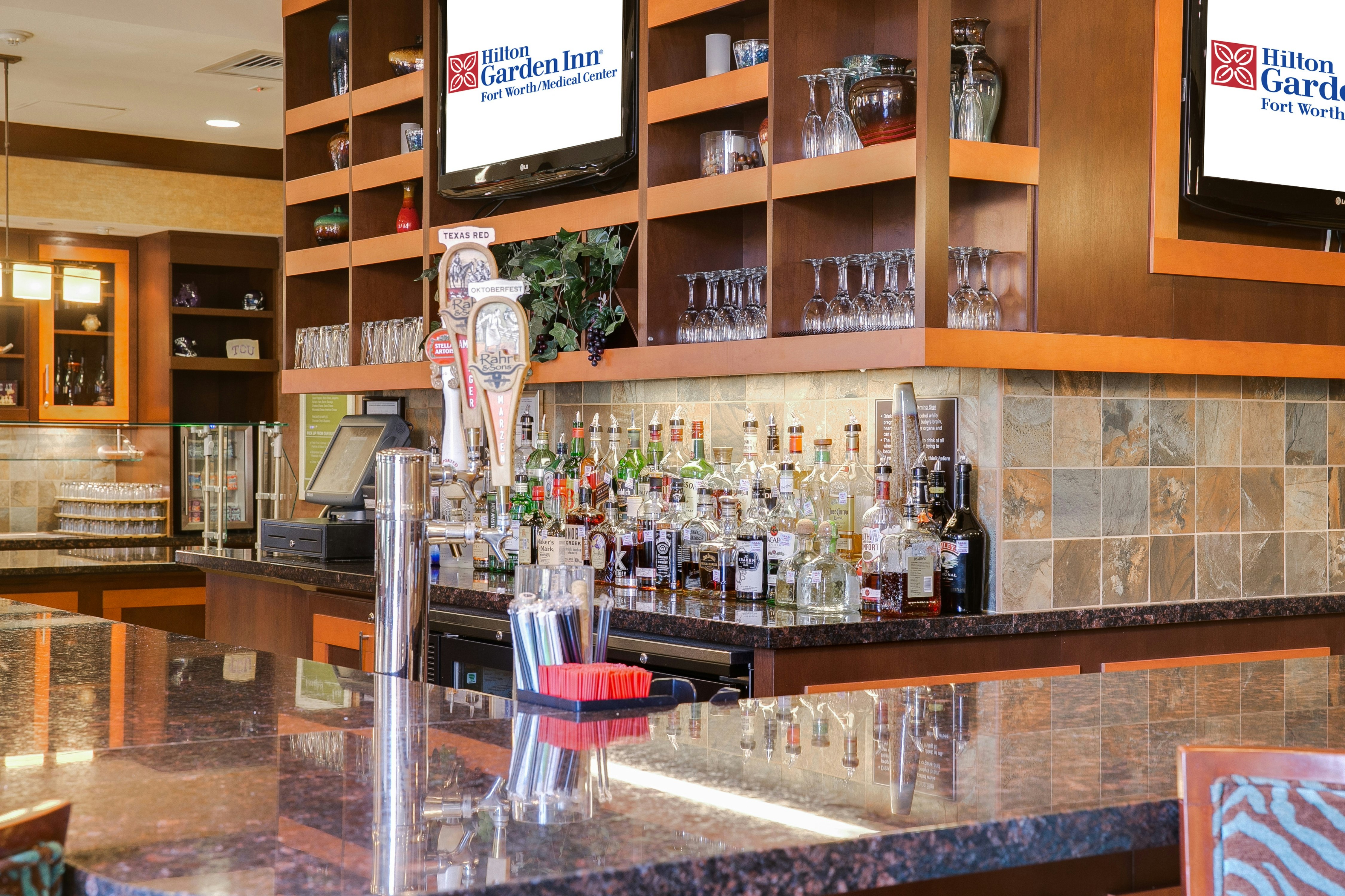 Hilton Garden Inn Fort Worth Medical Center 17/86