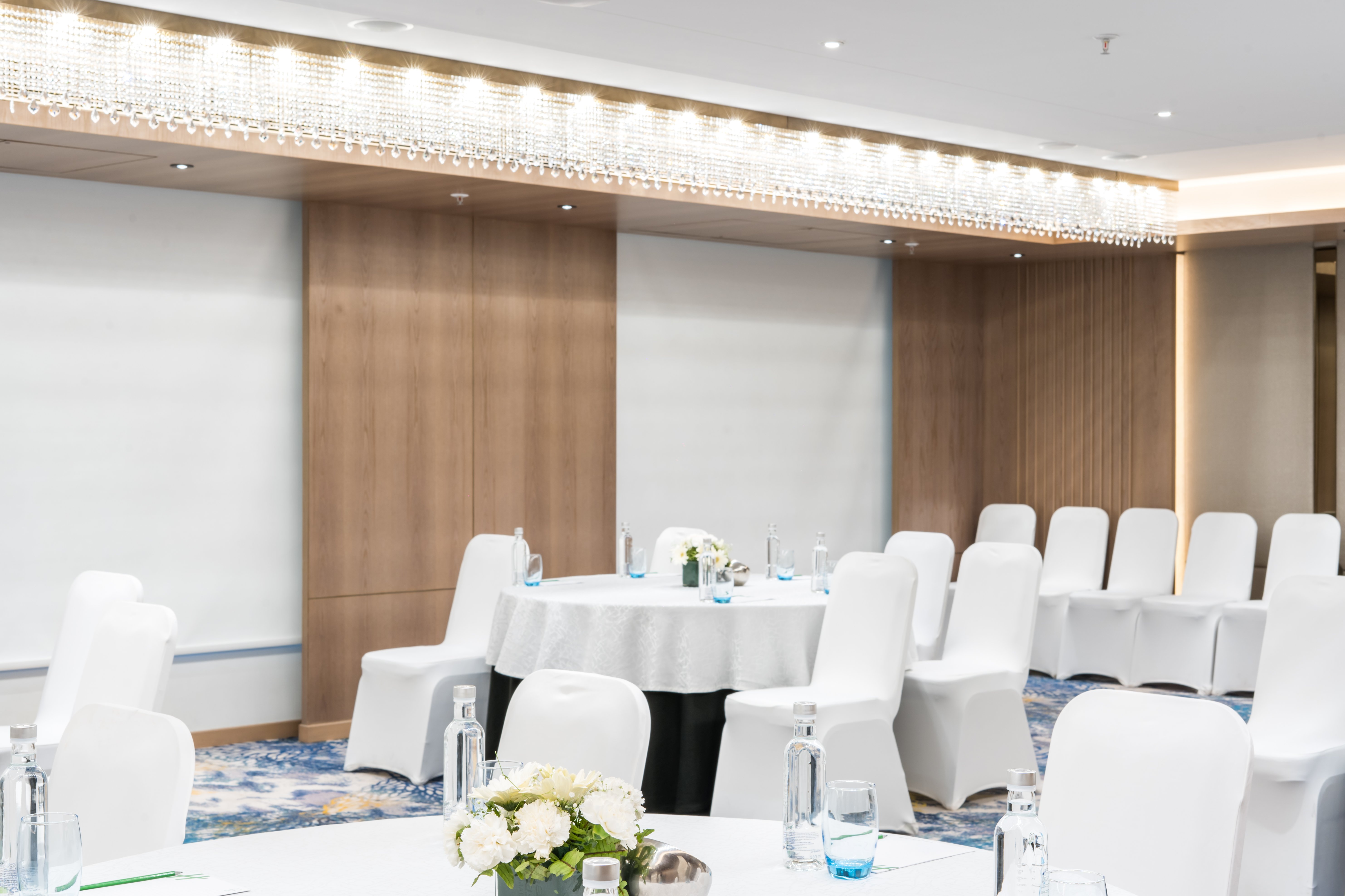 Holiday Inn Lucknow Airport 39/54