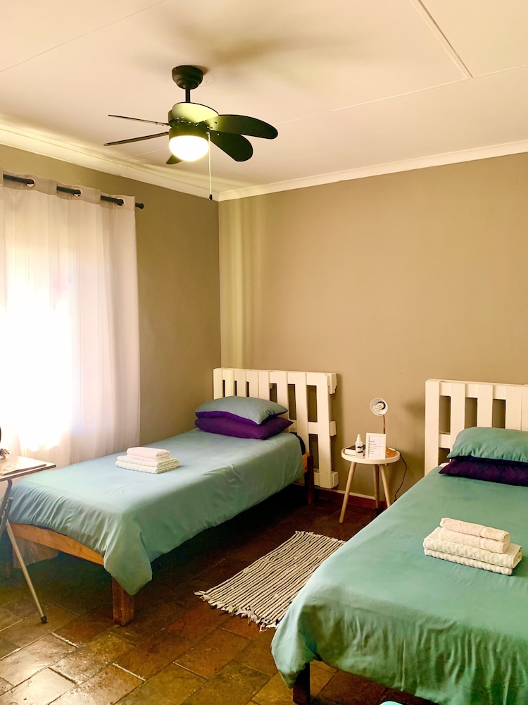 Kate's Nest Guesthouse 8/50