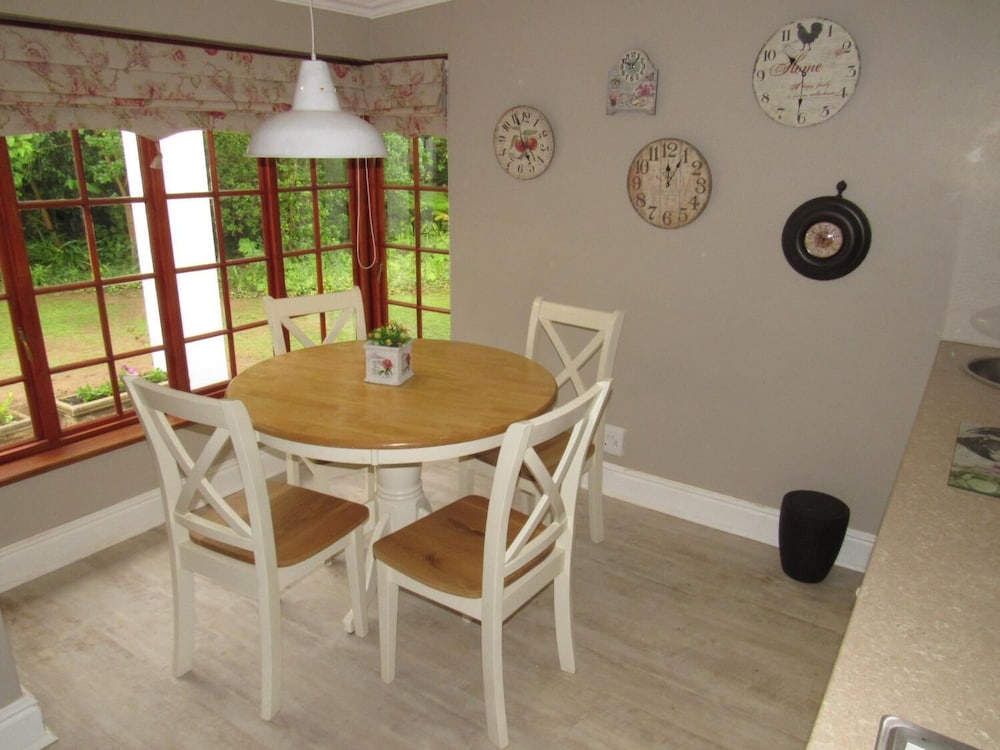 Happy Lands Self Catering/B&B 28/48