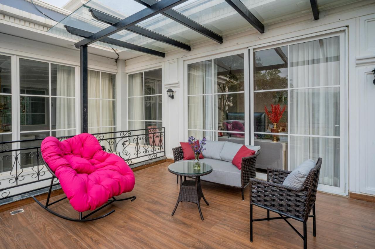 ELIVAAS Prive Suntuarios Casa Ikkebana 4 BHK With Jacuzzi, Pvt Pool and Bar 38/54