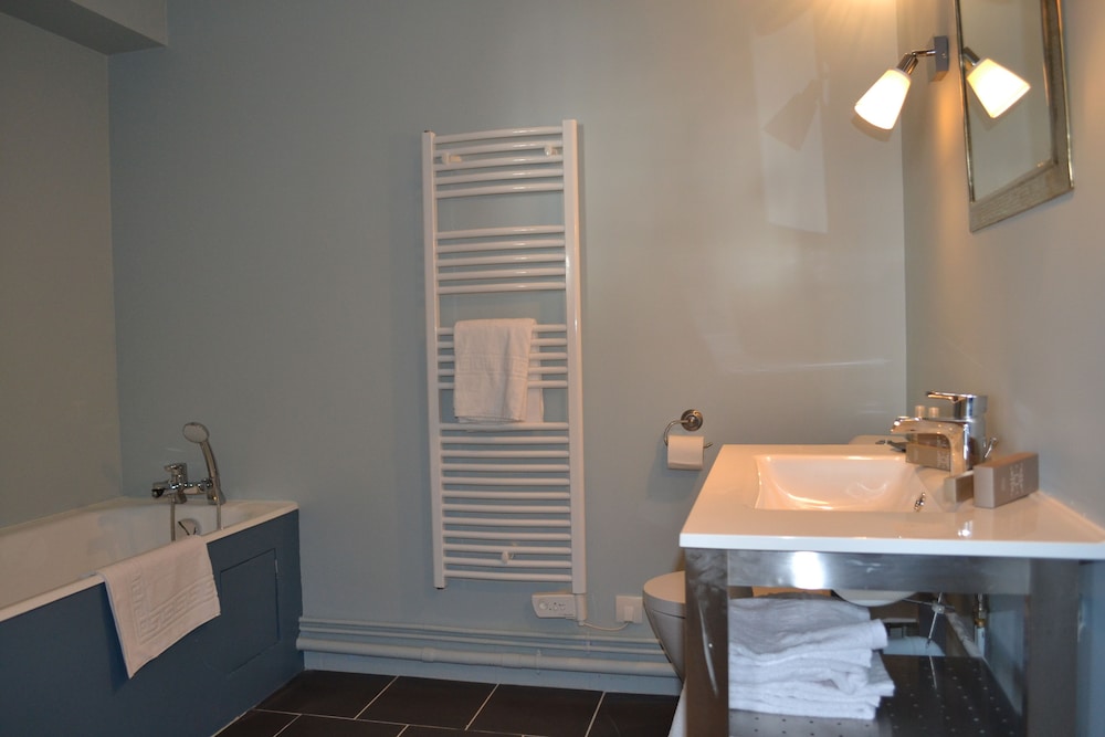 RELAIS DE LA MOTHE 41/42