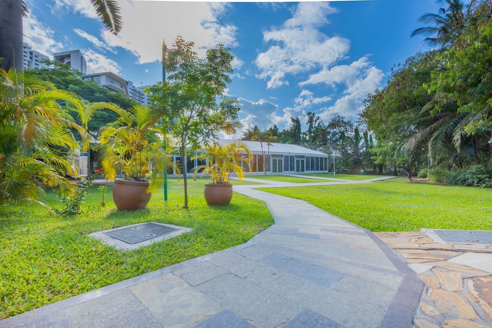 Dar es Salaam Serena Hotel 41/50